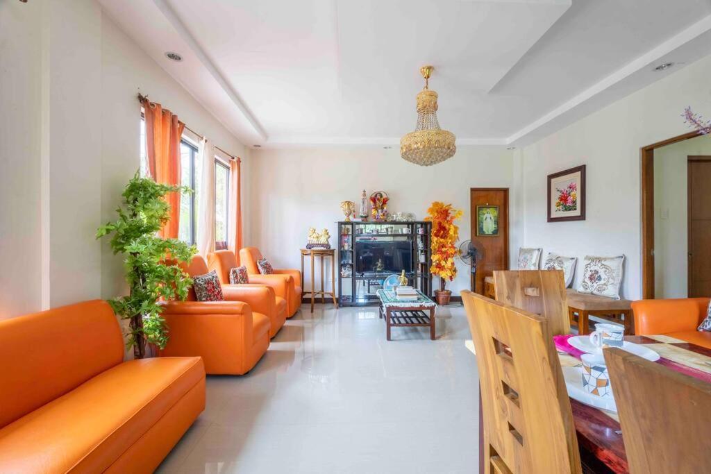 Four Bedroom Staycation House In Tagaytay Tagaytay City Ngoại thất bức ảnh